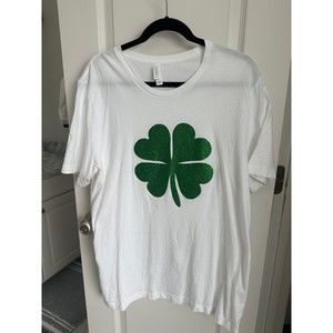 Women's Shamrock Tshirt XL